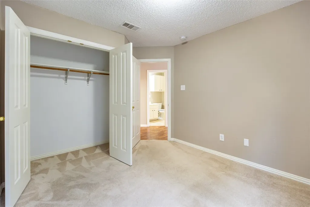 9316 Preston Trail Irving TX 75063