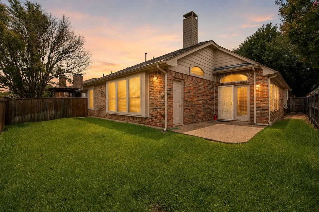 9316 Preston Trail Irving TX 75063