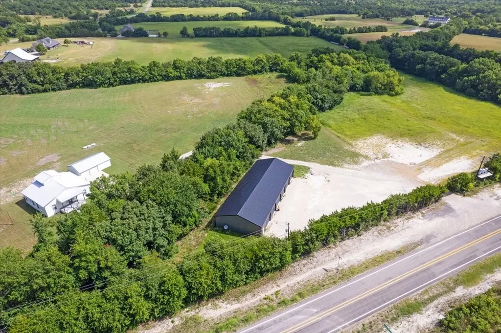 5367 Fm-121 Van Alstyne TX 75495