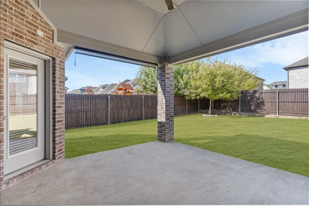 1421 Hodge Street Mckinney TX 75071