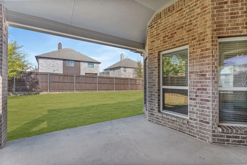 1421 Hodge Street Mckinney TX 75071