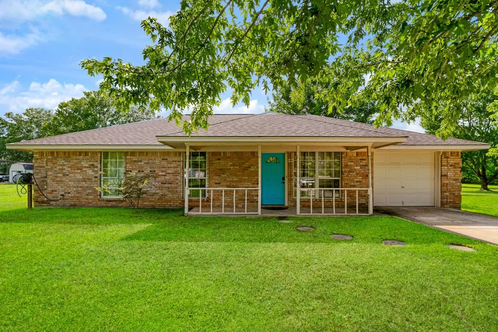 4405 County Road 42600 Paris TX 75462