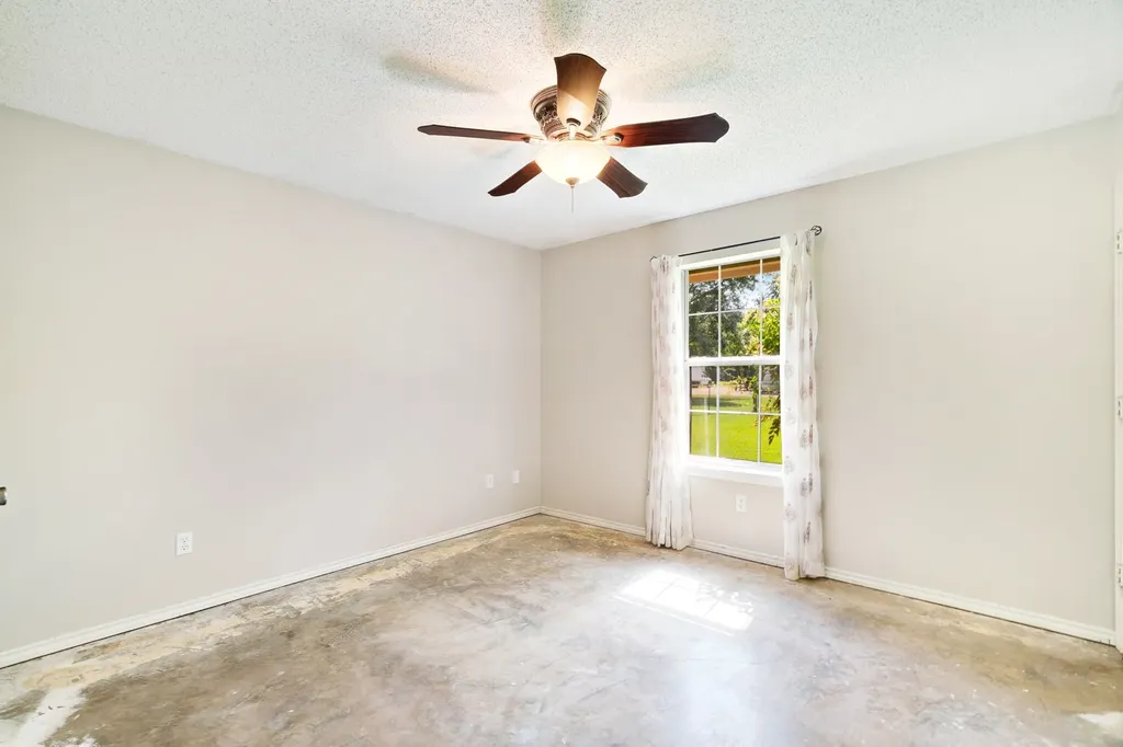 4405 County Road 42600 Paris TX 75462