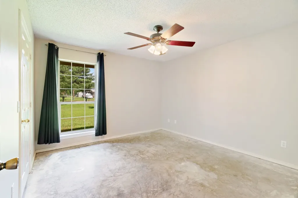 4405 County Road 42600 Paris TX 75462