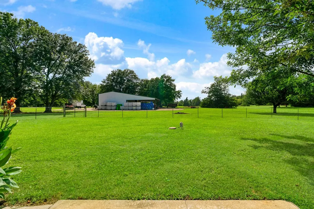 4405 County Road 42600 Paris TX 75462