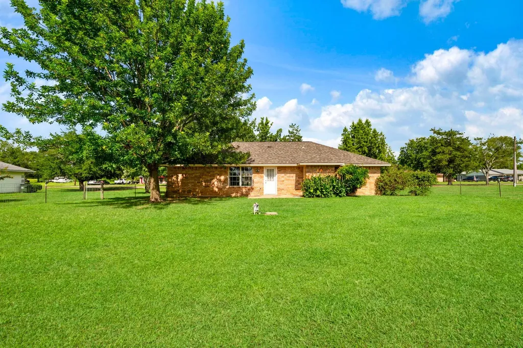 4405 County Road 42600 Paris TX 75462