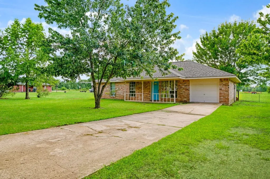 4405 County Road 42600 Paris TX 75462