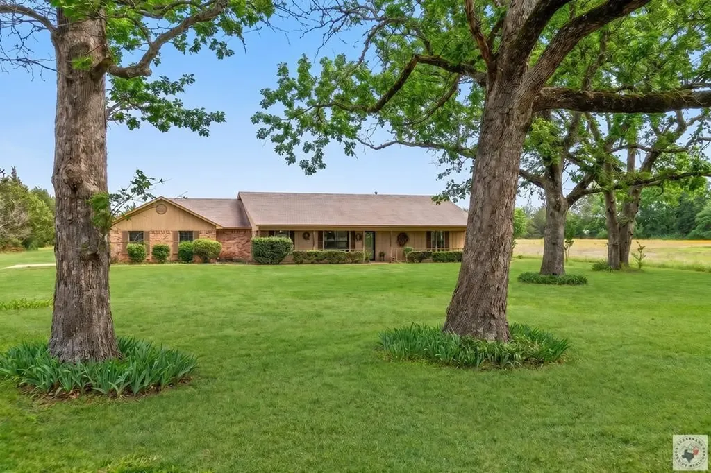 324 Fm 2789 De Kalb TX 75559