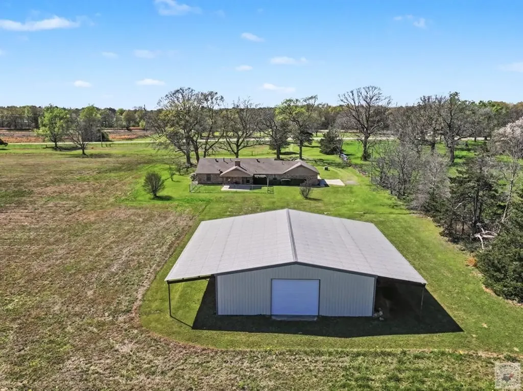 324 Fm 2789 De Kalb TX 75559