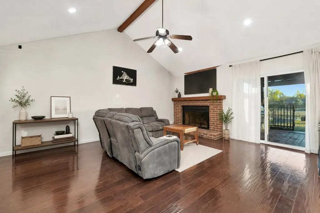 2612 Herring Circle Sachse TX 75048
