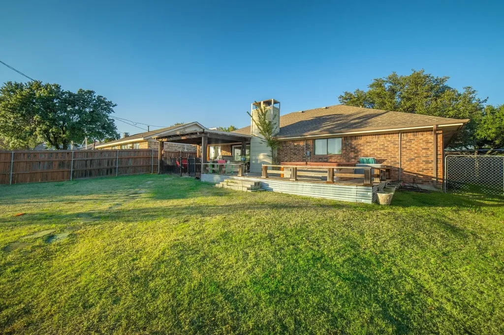 2612 Herring Circle Sachse TX 75048