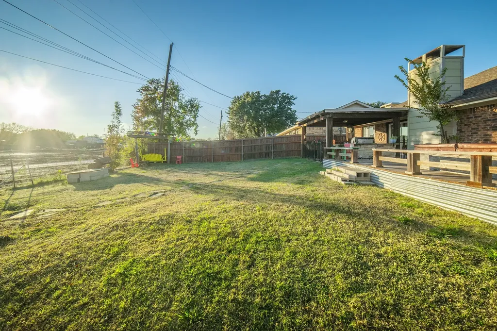2612 Herring Circle Sachse TX 75048