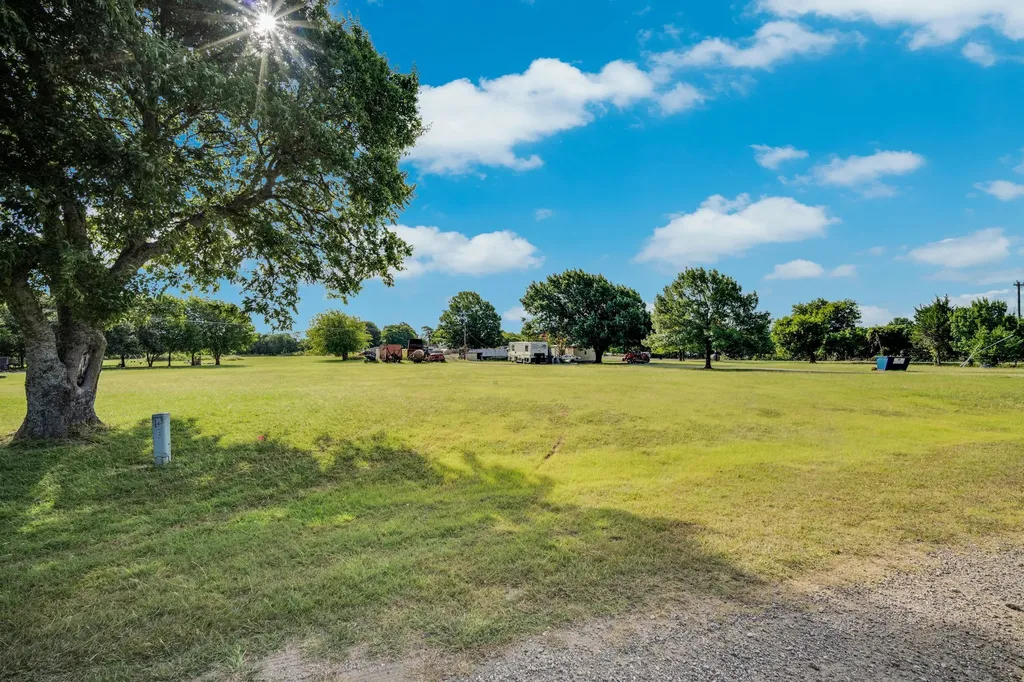 2040 Highridge Lane Midlothian TX 76065