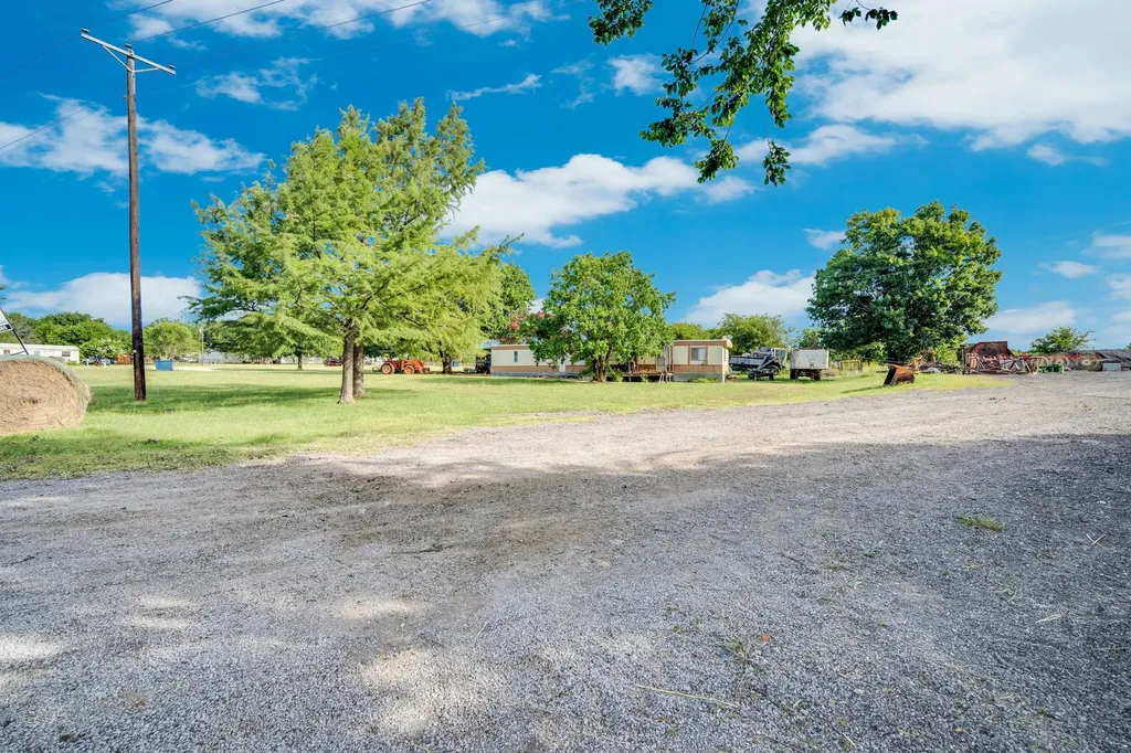 2040 Highridge Lane Midlothian TX 76065
