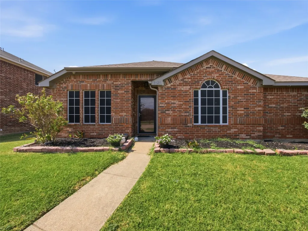 1825 Mason Way Lancaster TX 75134