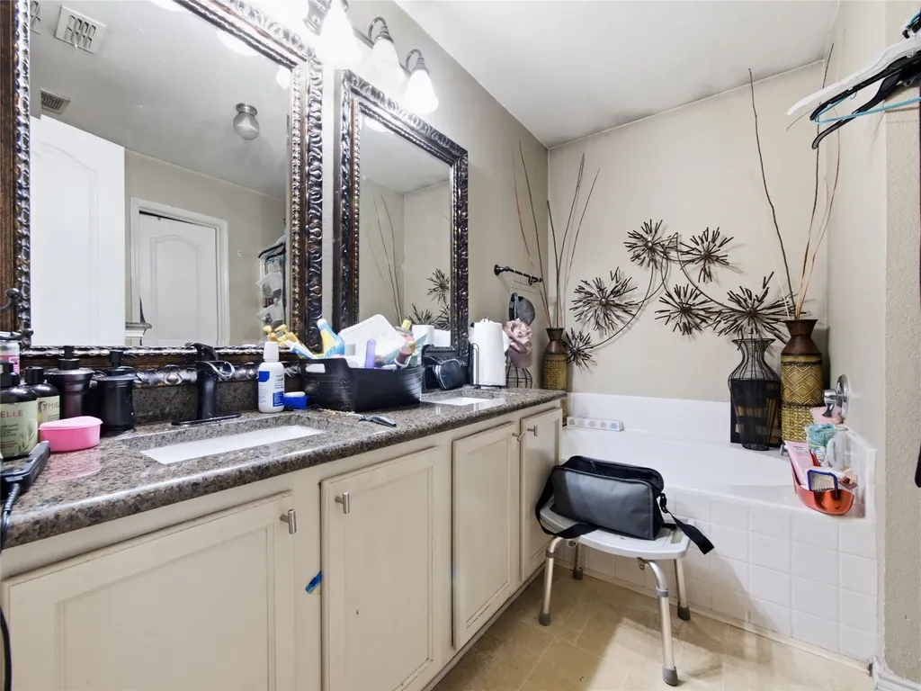 1825 Mason Way Lancaster TX 75134