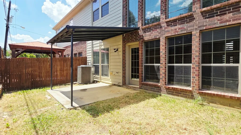 3676 Vienna Street Irving TX 75038