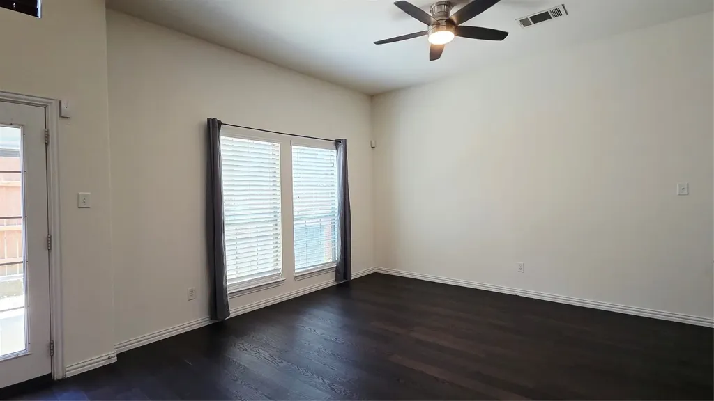 3676 Vienna Street Irving TX 75038