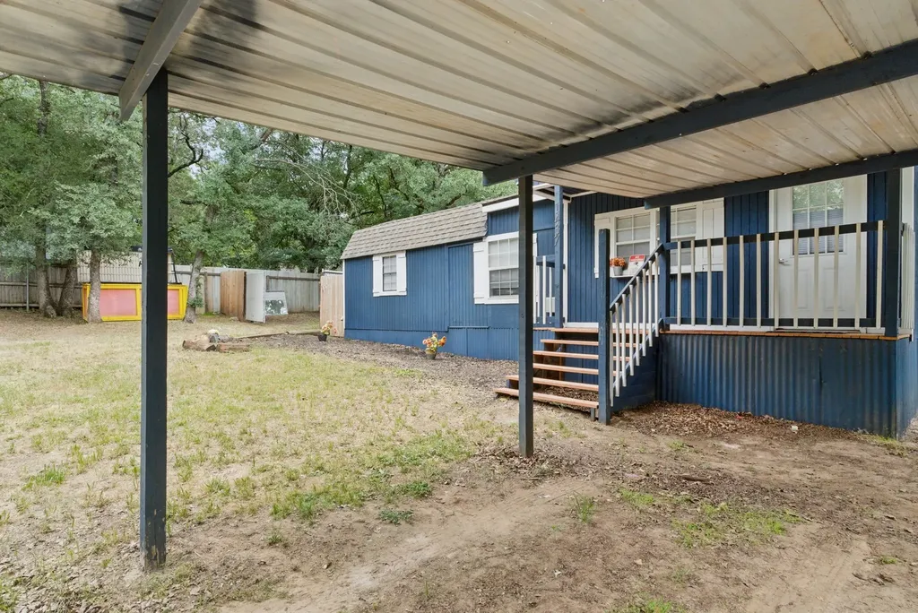 1437 Forrest Trail Azle TX 76020