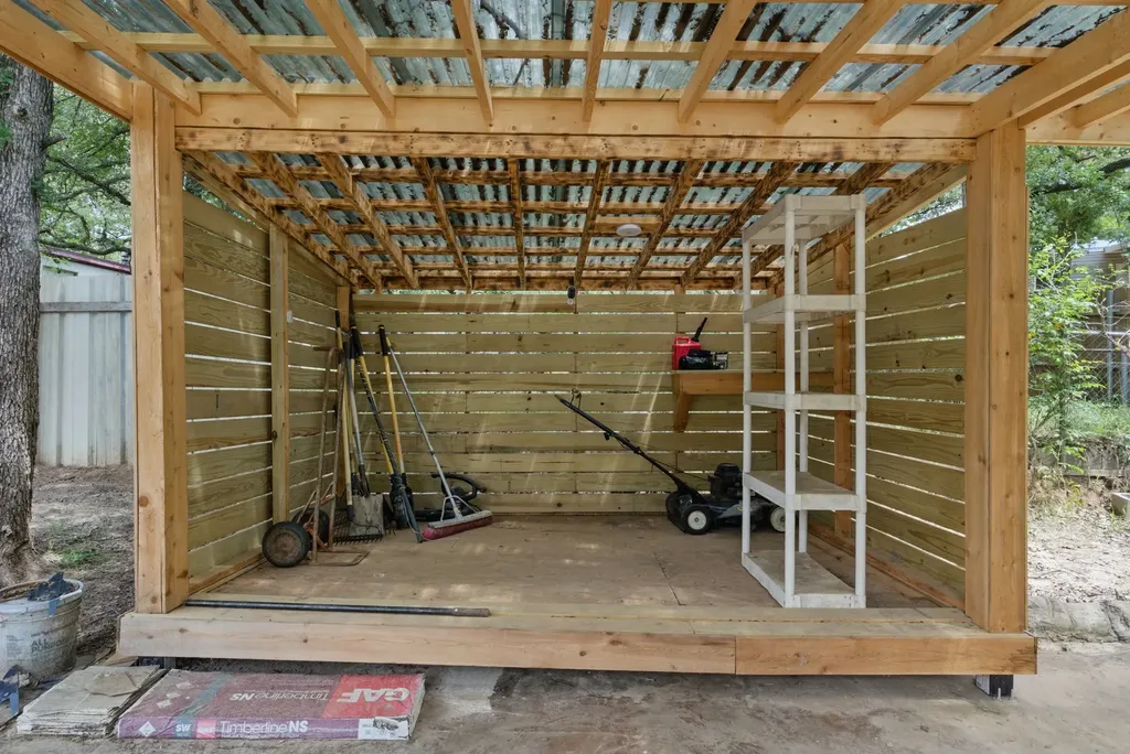1437 Forrest Trail Azle TX 76020