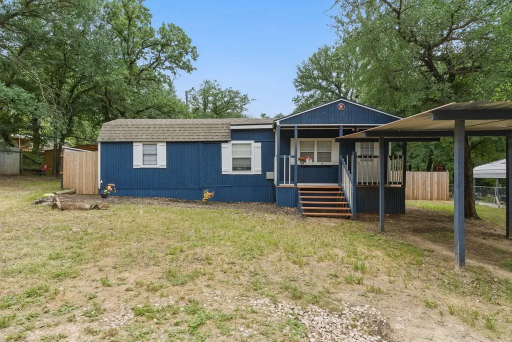 1437 Forrest Trail Azle TX 76020