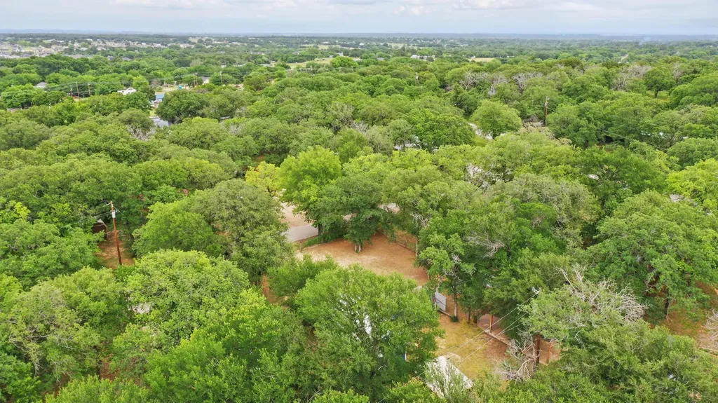 1437 Forrest Trail Azle TX 76020