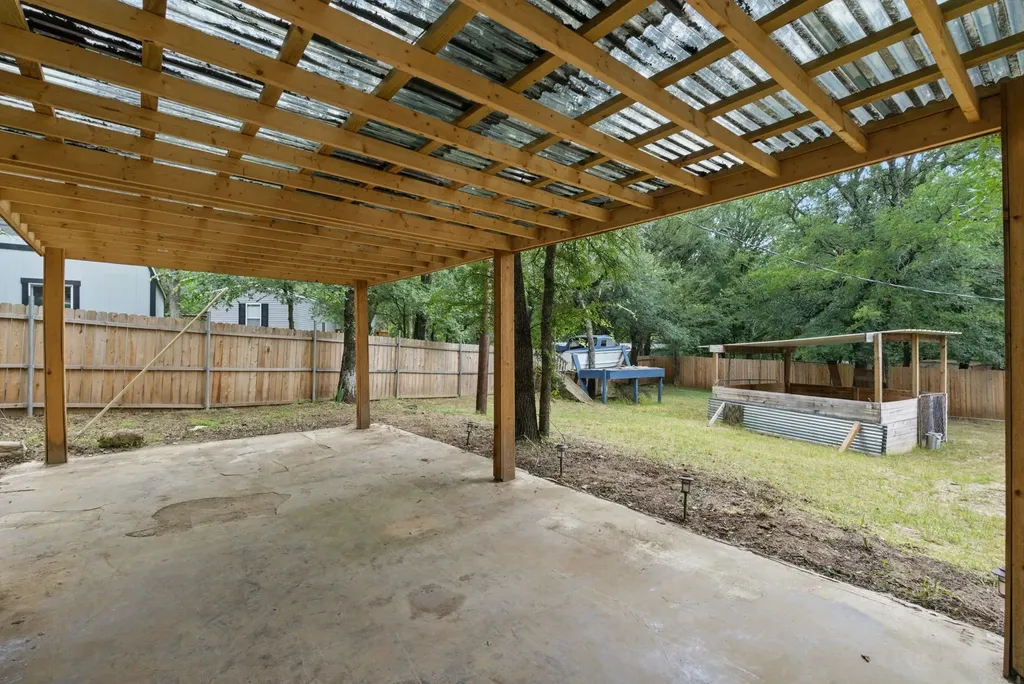 1437 Forrest Trail Azle TX 76020