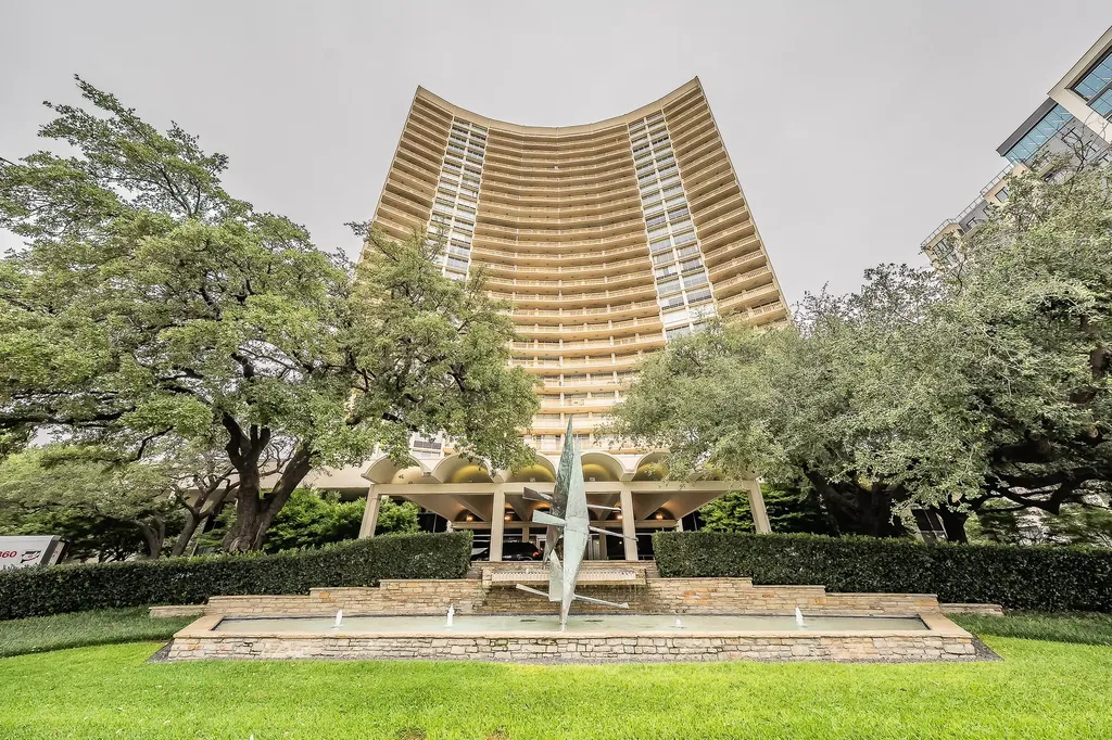6211 W Northwest Highway Dallas TX 75225