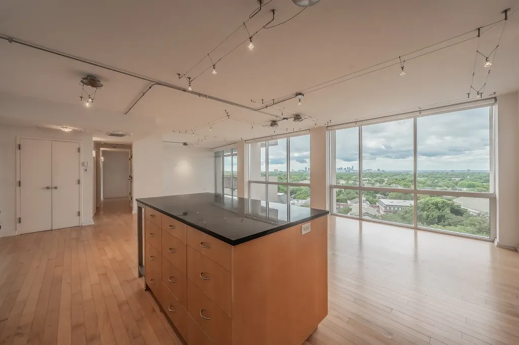 6211 W Northwest Highway Dallas TX 75225