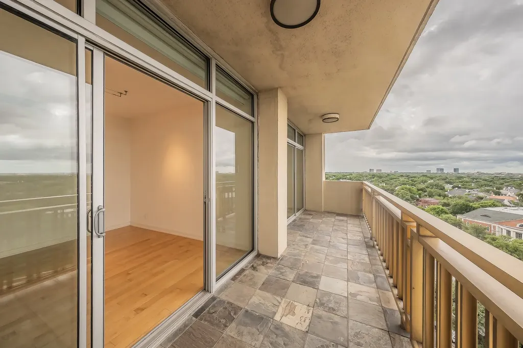 6211 W Northwest Highway Dallas TX 75225