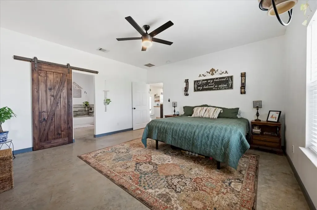 428 Gail Drive Kennedale TX 76060