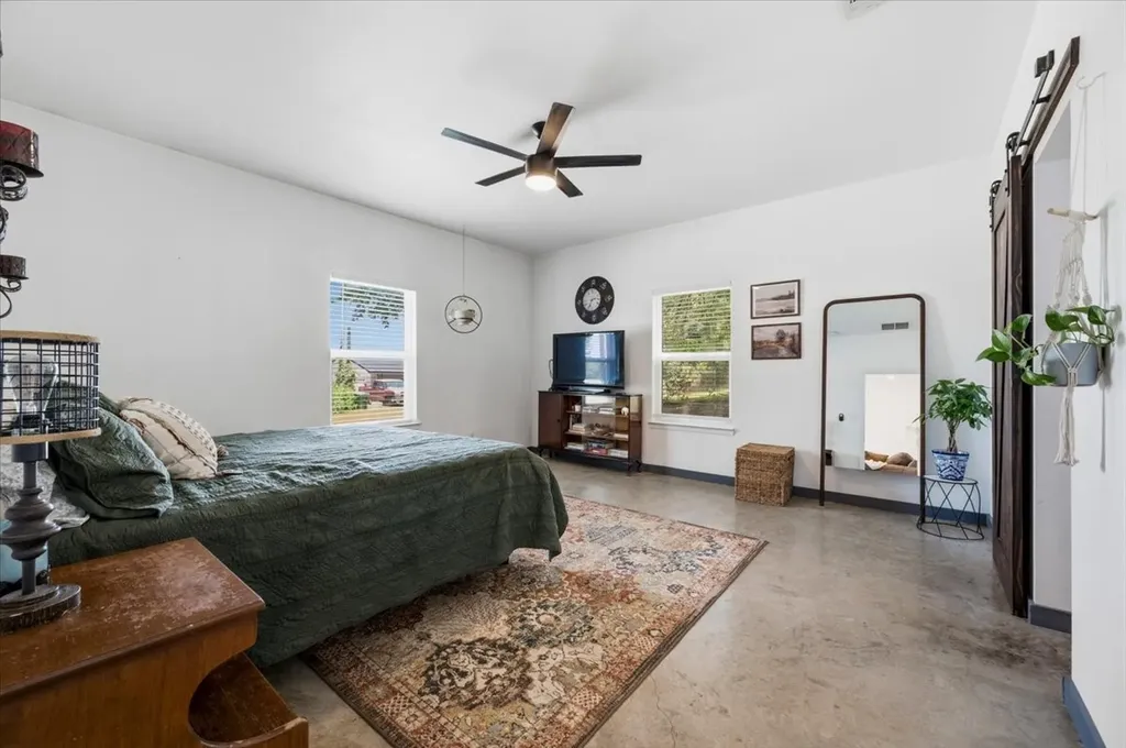 428 Gail Drive Kennedale TX 76060
