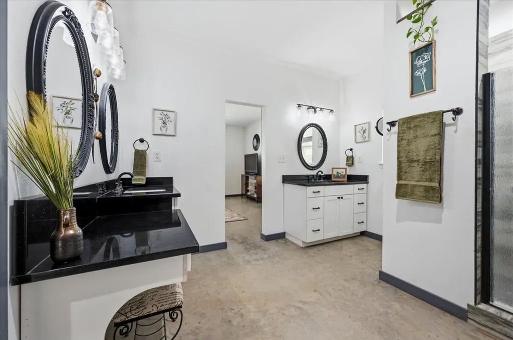 428 Gail Drive Kennedale TX 76060