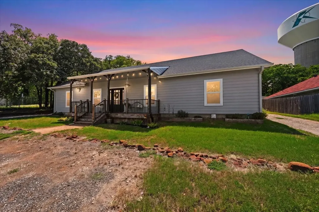 428 Gail Drive Kennedale TX 76060