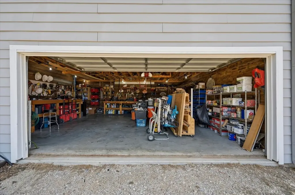 428 Gail Drive Kennedale TX 76060