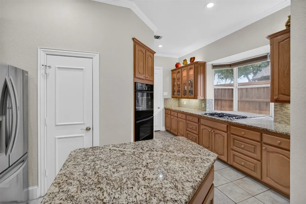 2605 Saratoga Drive Plano TX 75075