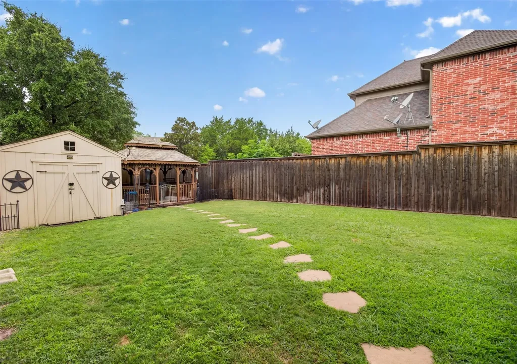 2605 Saratoga Drive Plano TX 75075