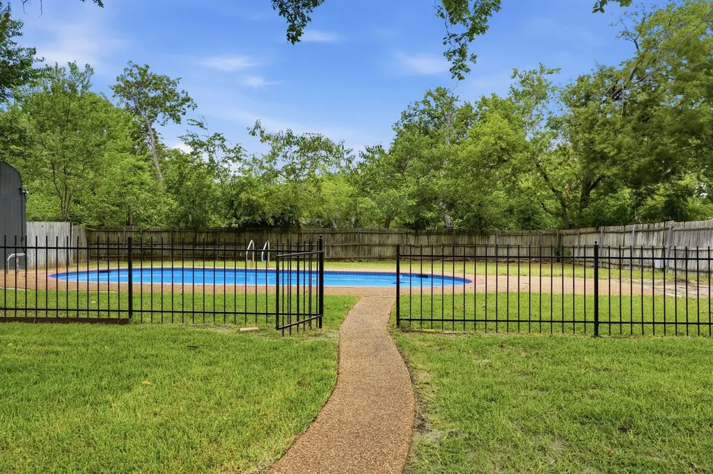 7125 Richland Road Richland Hills TX 76118