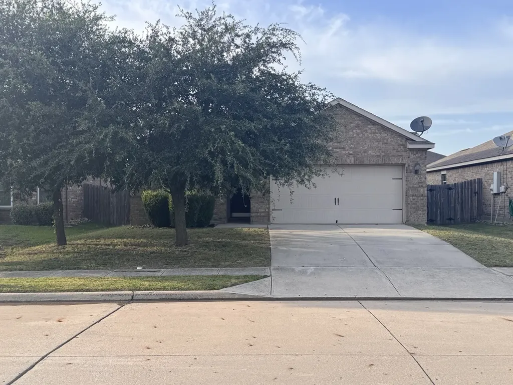 231 Lamont Road Anna TX 75409