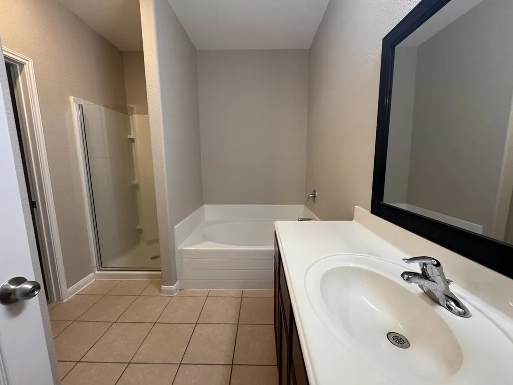 231 Lamont Road Anna TX 75409
