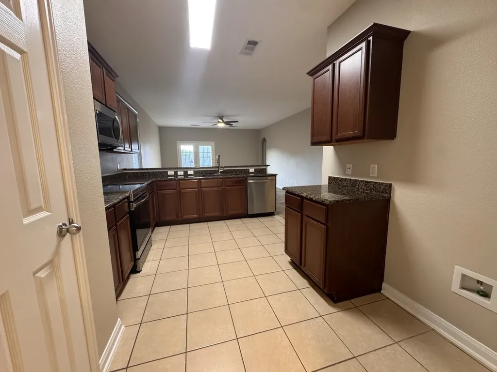 231 Lamont Road Anna TX 75409