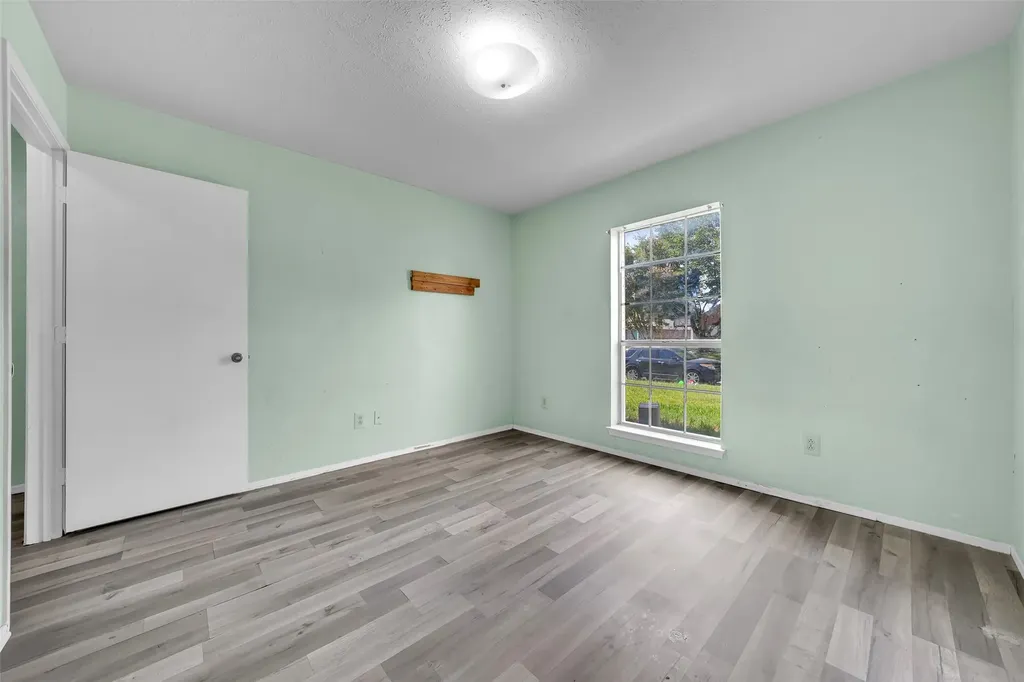 1021 Alexandria Avenue Garland TX 75040