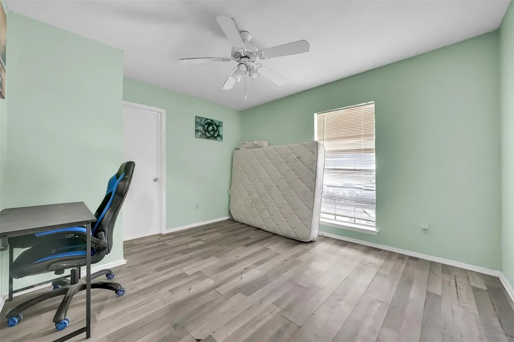 1021 Alexandria Avenue Garland TX 75040