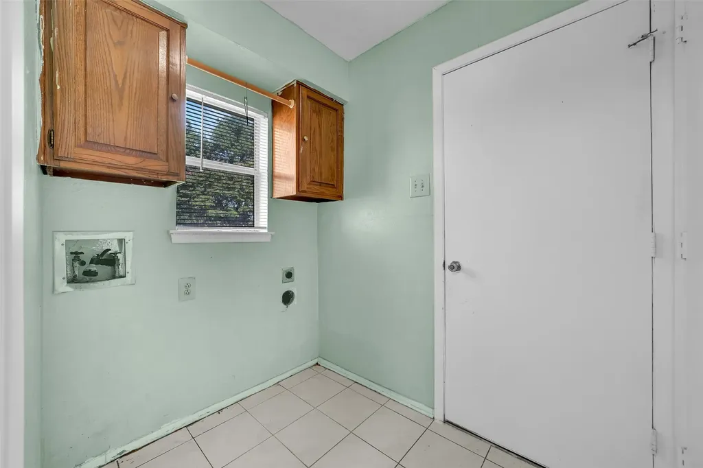 1021 Alexandria Avenue Garland TX 75040