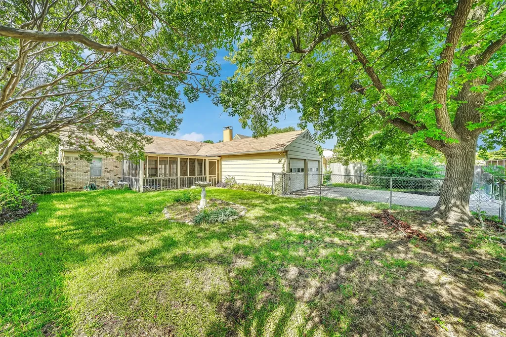 1021 Alexandria Avenue Garland TX 75040