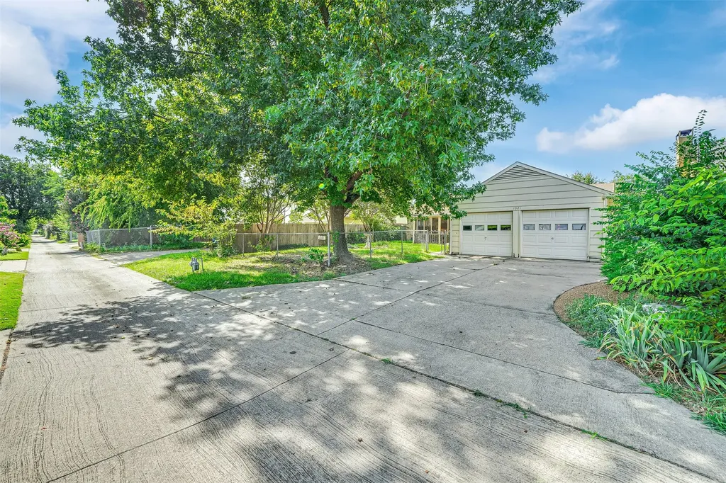 1021 Alexandria Avenue Garland TX 75040
