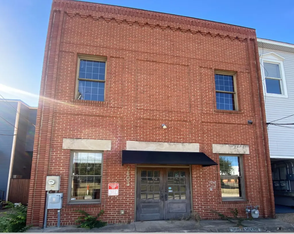 4803 Broadway Street Addison TX 75001