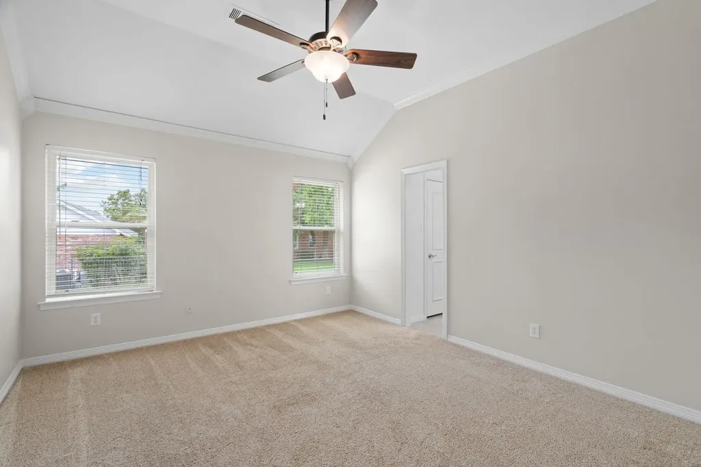 122 W Carruth Lane Double Oak TX 75077