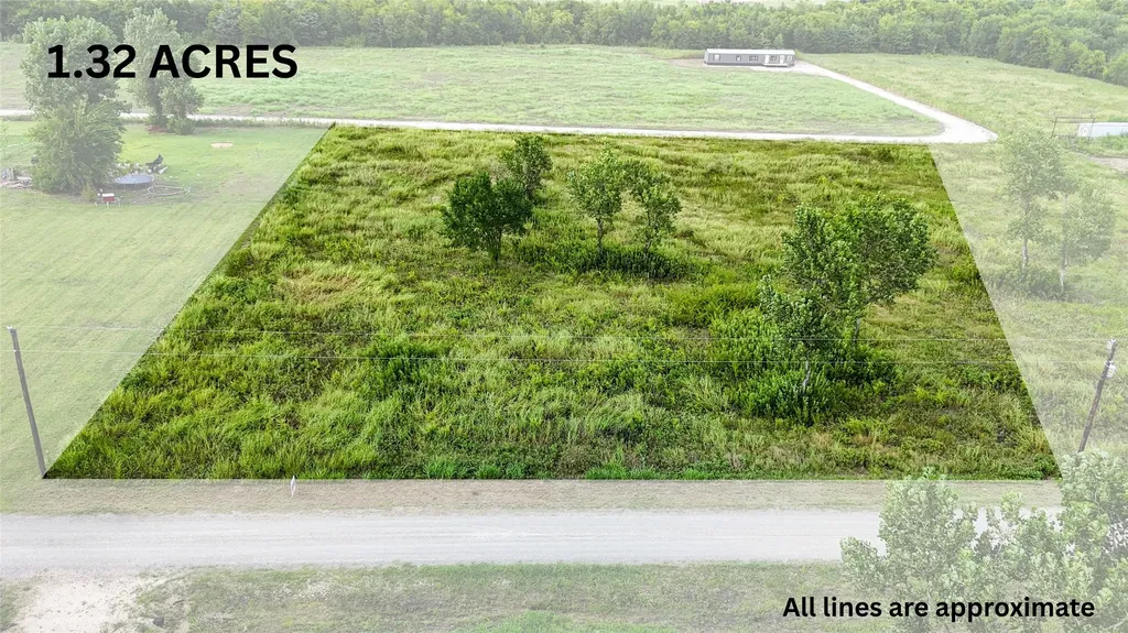 0000 Private Road 36008 Honey Grove TX 75446