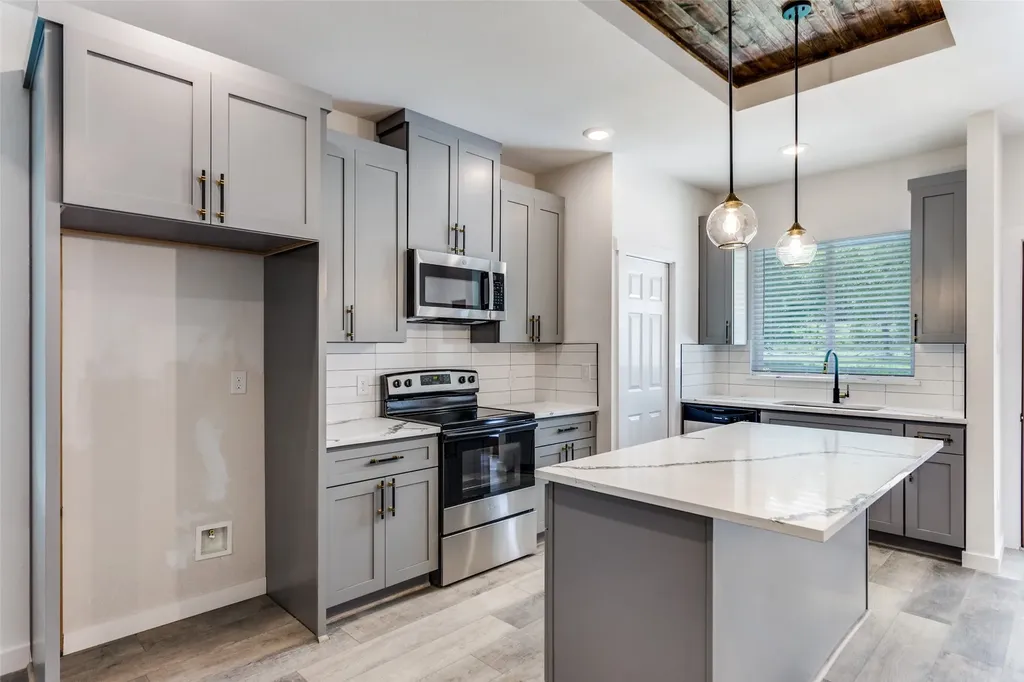 1329 Arizona Avenue Fort Worth TX 76104